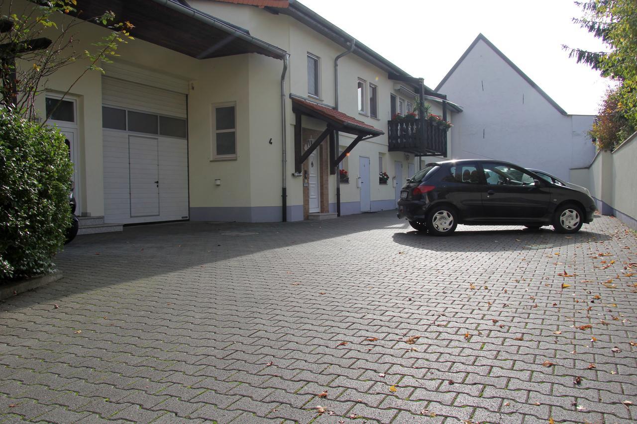 Zum Lowen Hotel Weiterstadt Exterior photo